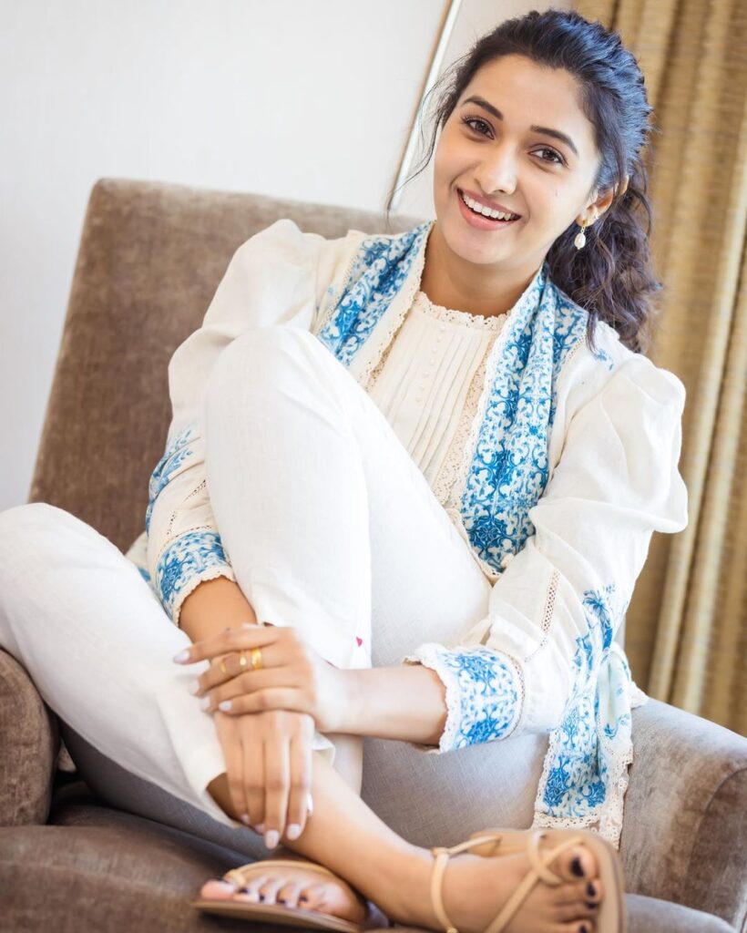 Priya Bhavani Shankar 6